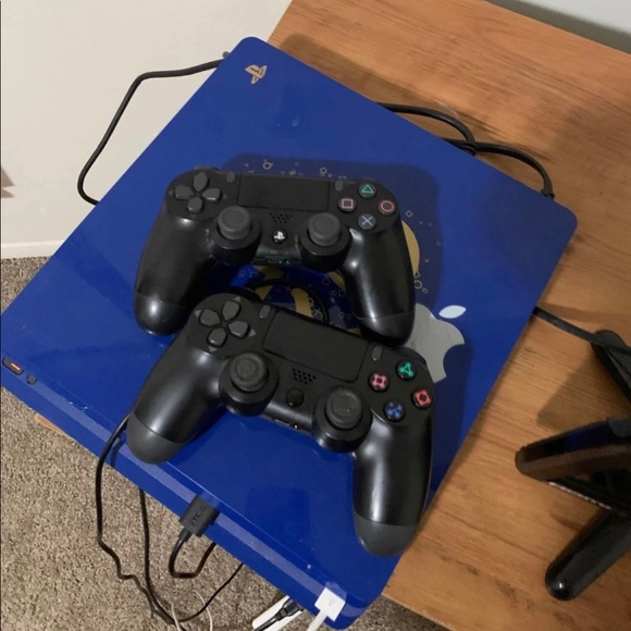PS4 limited edition (2016-2022 progress)both accounts password is password321123